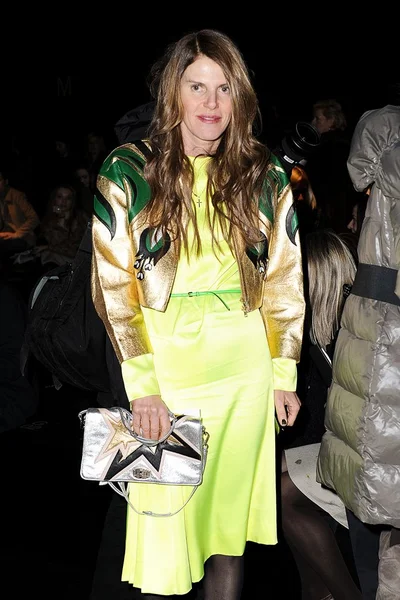 Look 2